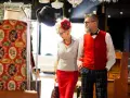 Styl retro lata 40: jak wprowadzić elegancję do swojej garderoby