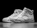 Jordan 7 Retro Pure Platinum – Cechy, ceny i gdzie kupić